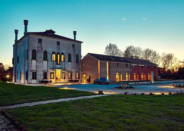 Ca Zane Martin Otel 4*