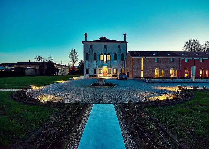 Ca Zane Martin Otel 4*