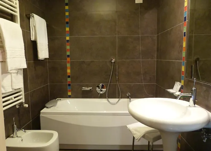 Otel Ca Zane Martin 4*